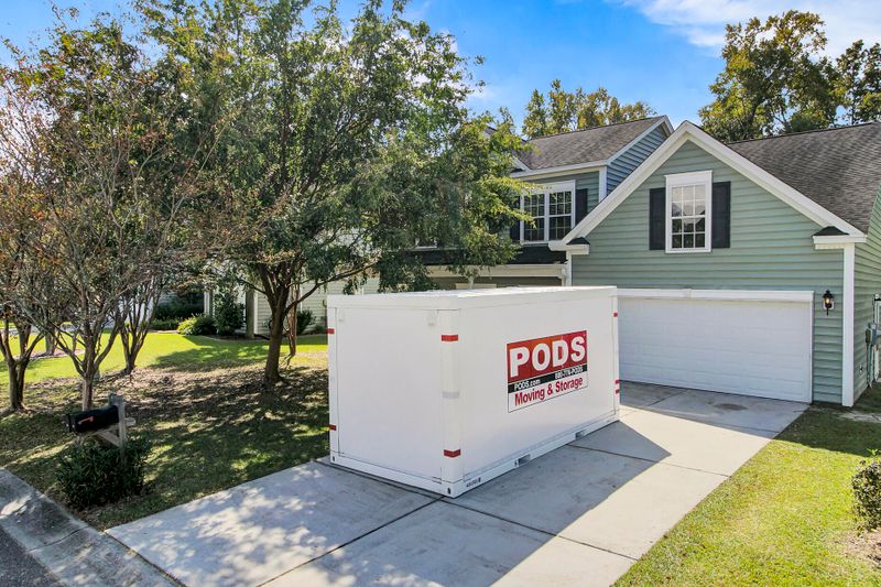 380 Lakewind Dr, Moncks Corner, SC 29461