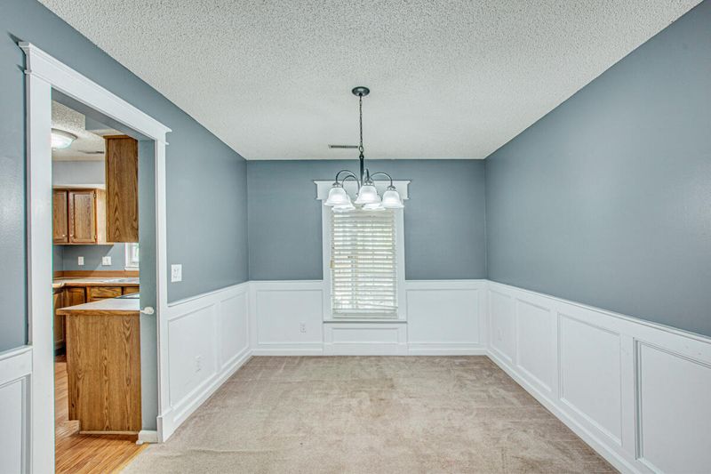 212 Alydar Ct, Summerville, SC 29483