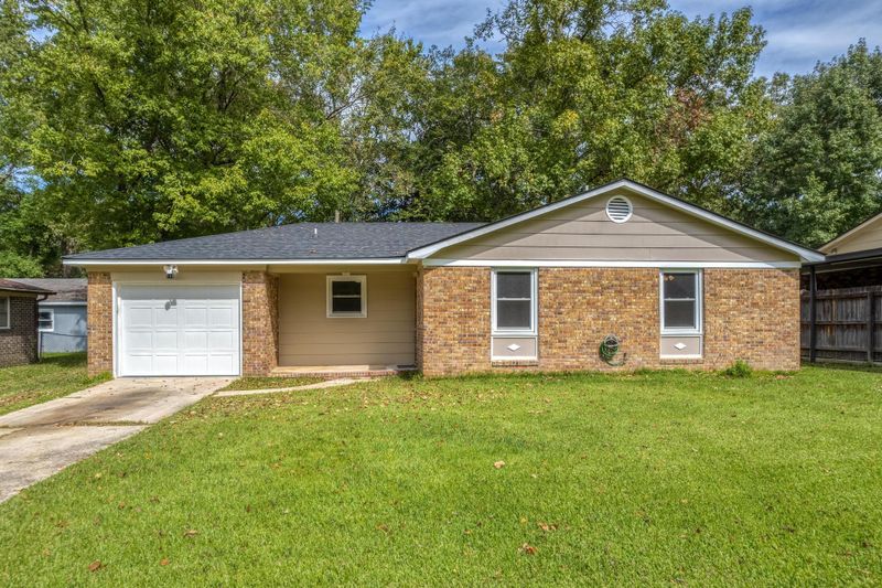 119 Waring Rd, Summerville, SC 29485