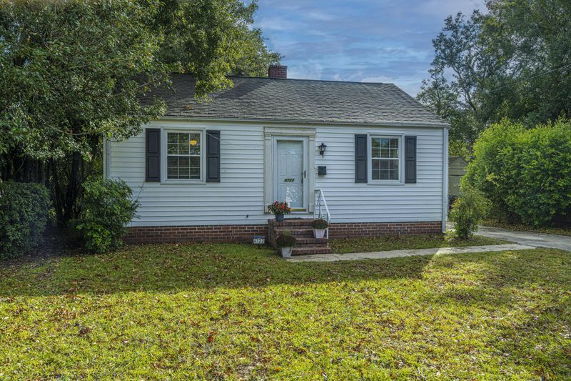 4722 Marlboro Rd, North Charleston, SC 29405