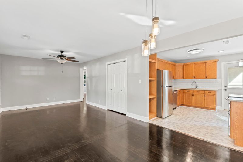 538 Amy Dr, Goose Creek, SC 29445
