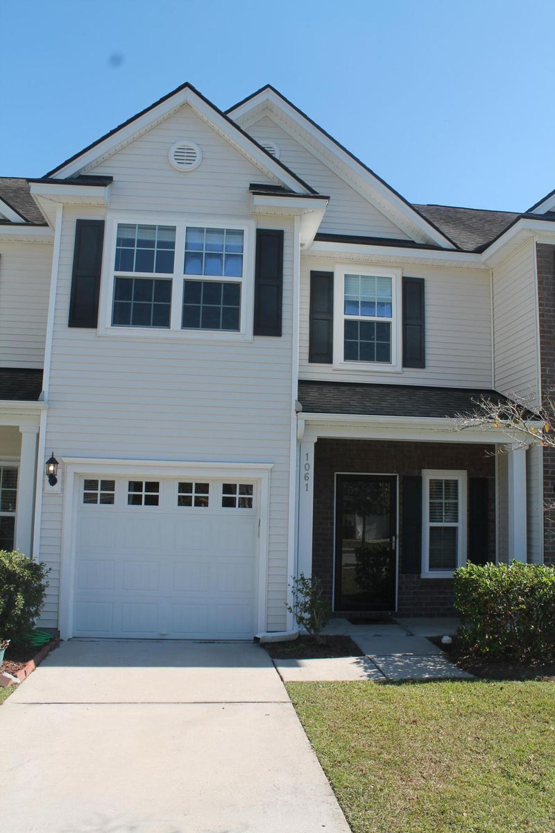 1061 Bennington Dr, Charleston, SC 29492