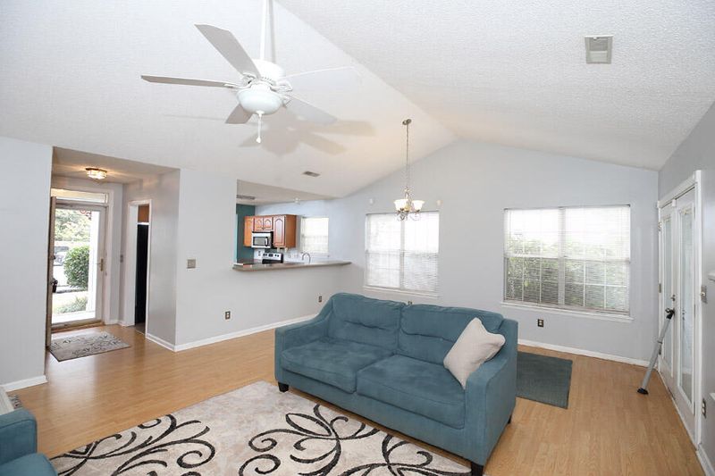 103 Mapperton Ct, Summerville, SC 29485