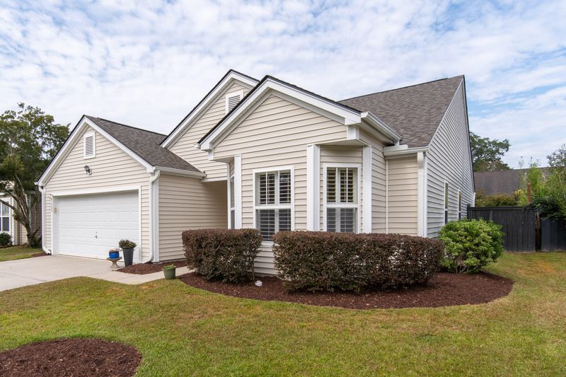 1222 Wando Shores Dr, Charleston, SC 29492