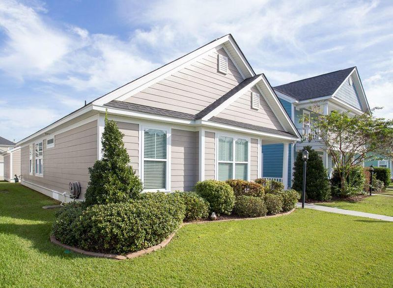 202 Crossandra Ave, Summerville, SC 29483