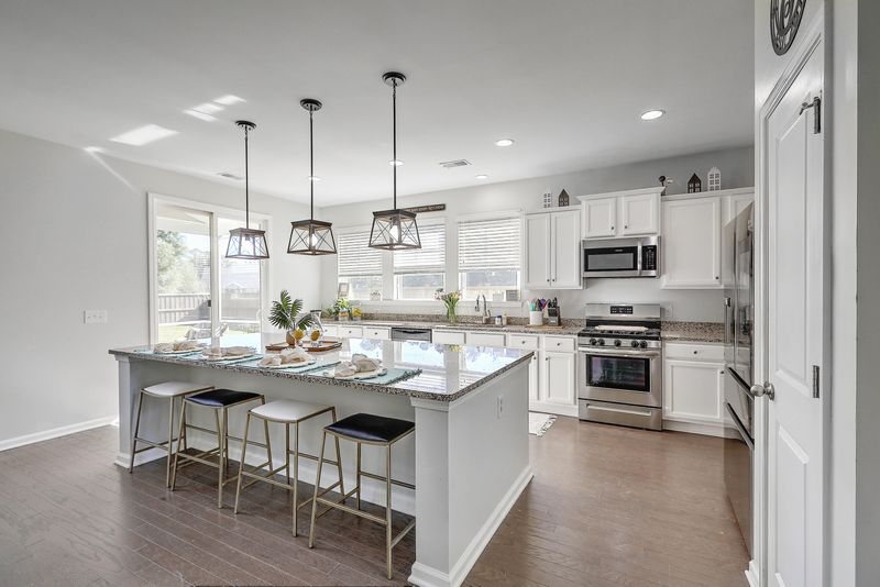 608 Woolum Dr, Moncks Corner, SC 29461