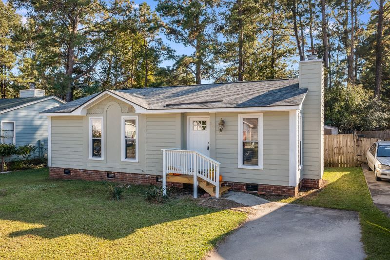 321 Winding Trail Ln, Summerville, SC 29486