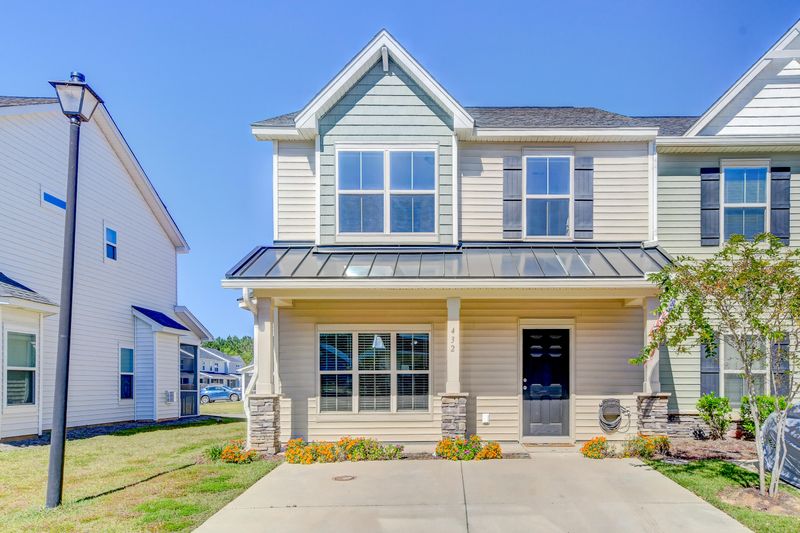 432 Viceroy Ln, Goose Creek, SC 29445