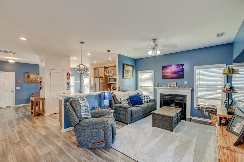 432 Viceroy Ln, Goose Creek, SC 29445