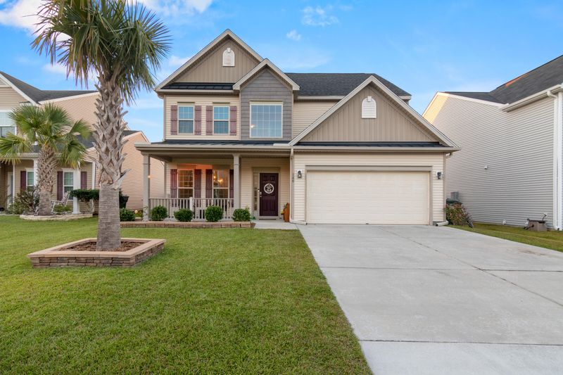 140 Weeping Cypress Dr, Moncks Corner, SC 29461