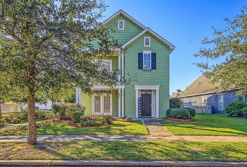 201 Trillium Ave, Summerville, SC 29483