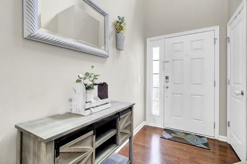 318 Beautyberry Rd, Summerville, SC 29486