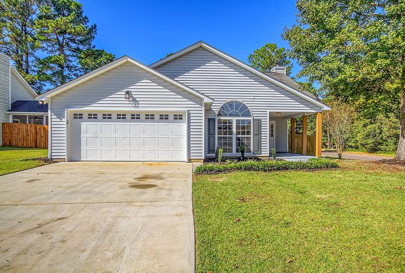 151 Pointer Dr, Goose Creek, SC 29445