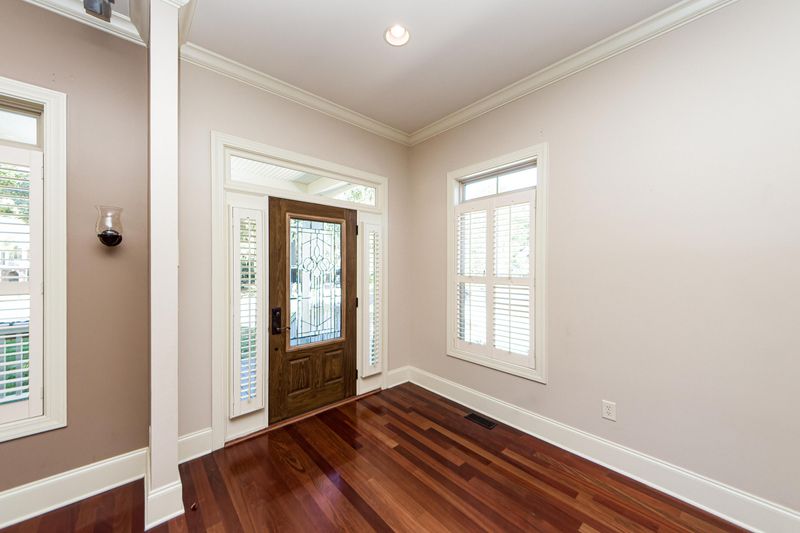 8528 Refuge Pointe Cir, North Charleston, SC 29420