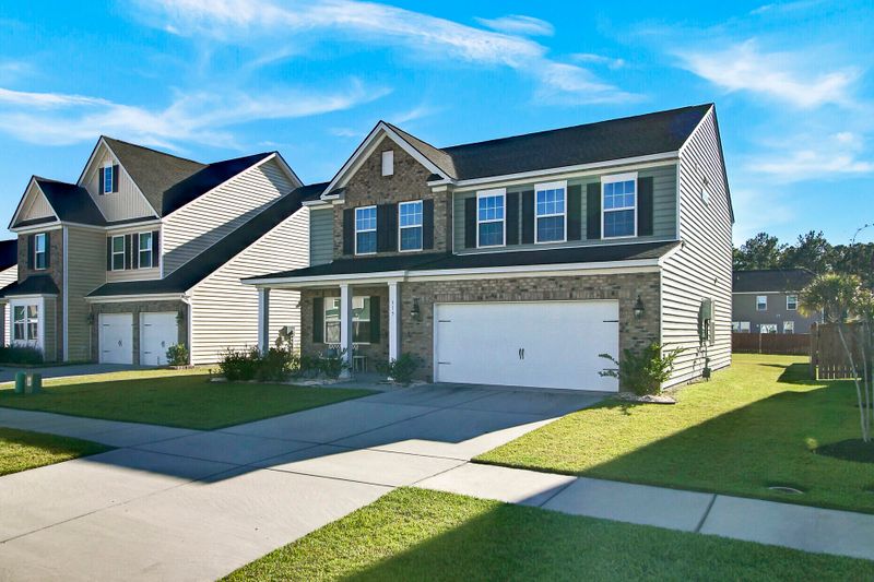 315 Blue Shadows Ct, Summerville, SC 29486