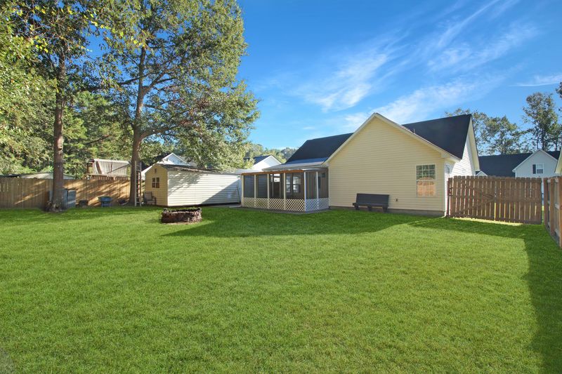 215 Elon Dr, Ladson, SC 29456