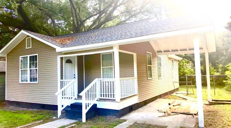 2608 S Allen Dr, North Charleston, SC 29405