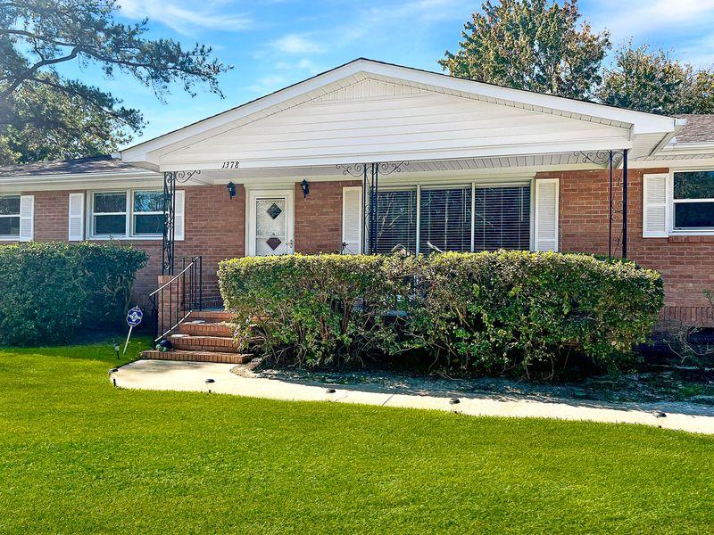 1378 Tara Rd, Charleston, SC 29407