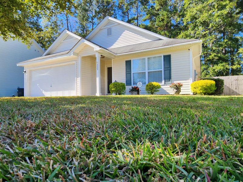 335 Winford Ct, Moncks Corner, SC 29461