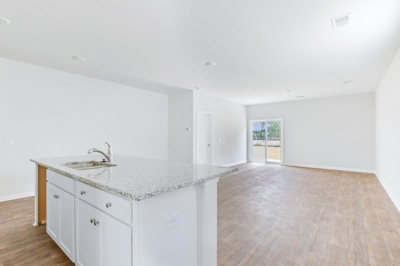 188 Cloverleaf St, Summerville, SC 29483