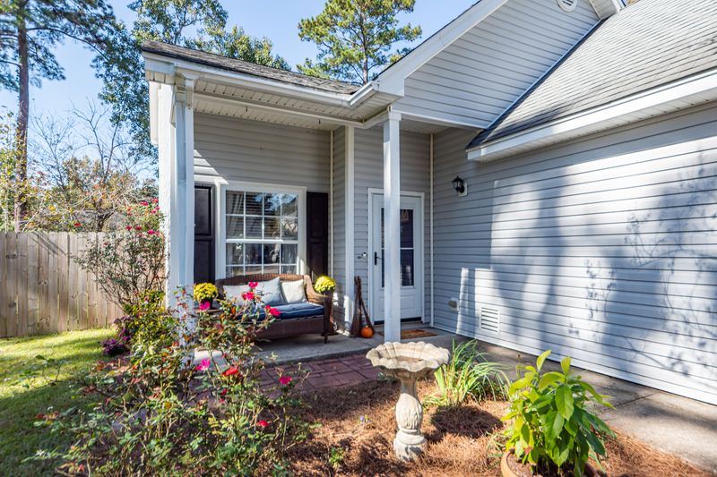 735 Ponderosa Dr, Charleston, SC 29414