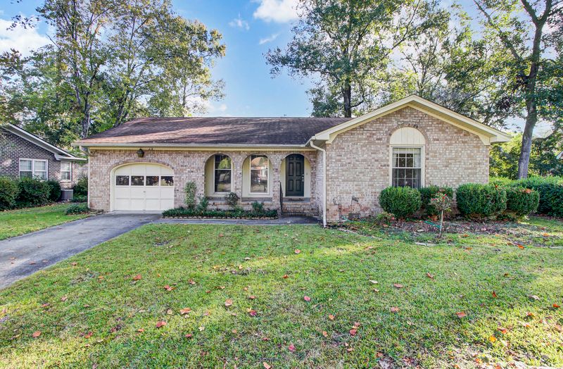 418 Whitebark Dr, Ladson, SC 29456