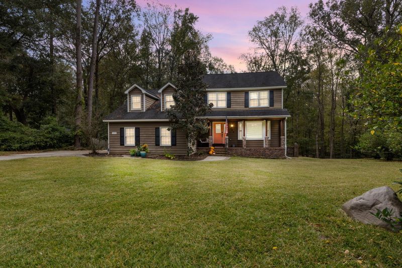 105 Hampton Dr, Summerville, SC 29485