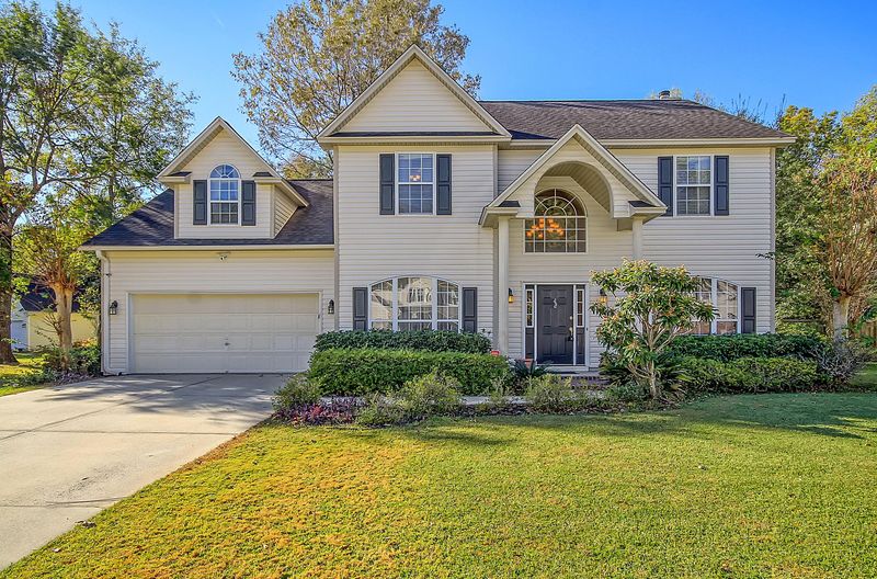 111 Chatfield Cir, Goose Creek, SC 29445