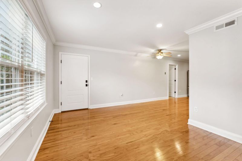 1240 Fairmont Ave #13, Mount Pleasant, SC 29464