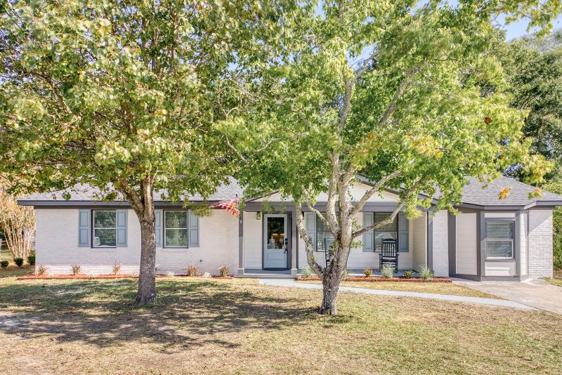 830 Bowman Rd, Mount Pleasant, SC 29464