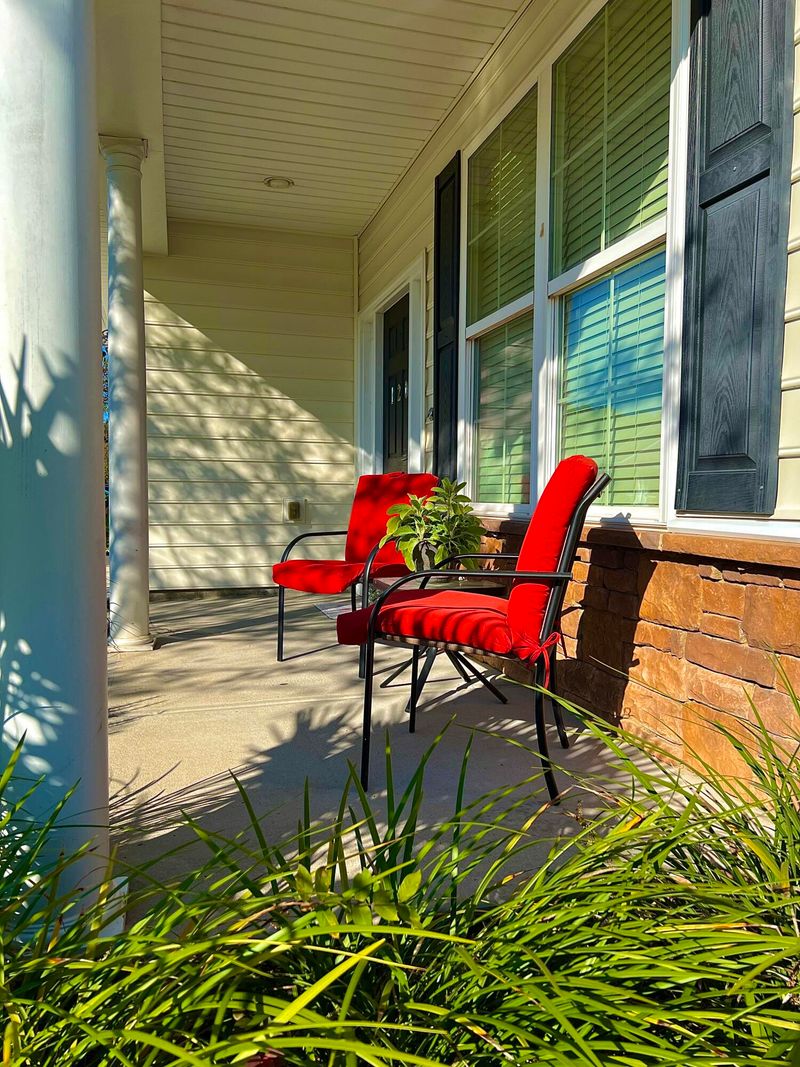 120 Satur Dr, Goose Creek, SC 29445