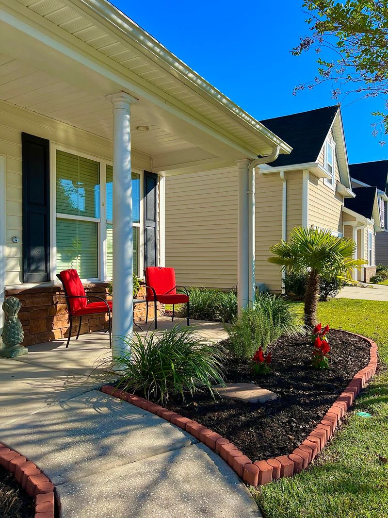 120 Satur Dr, Goose Creek, SC 29445