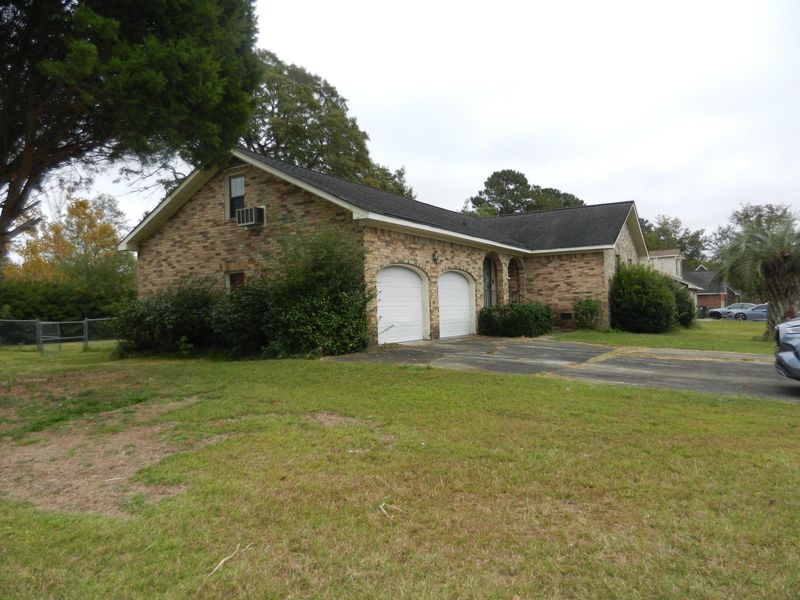 1432 Foxtail Pine Rd, Ladson, SC 29456