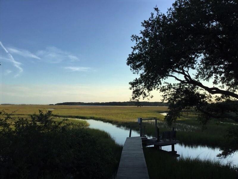 8483 Middleton Point Ln, Edisto Island, SC 29438