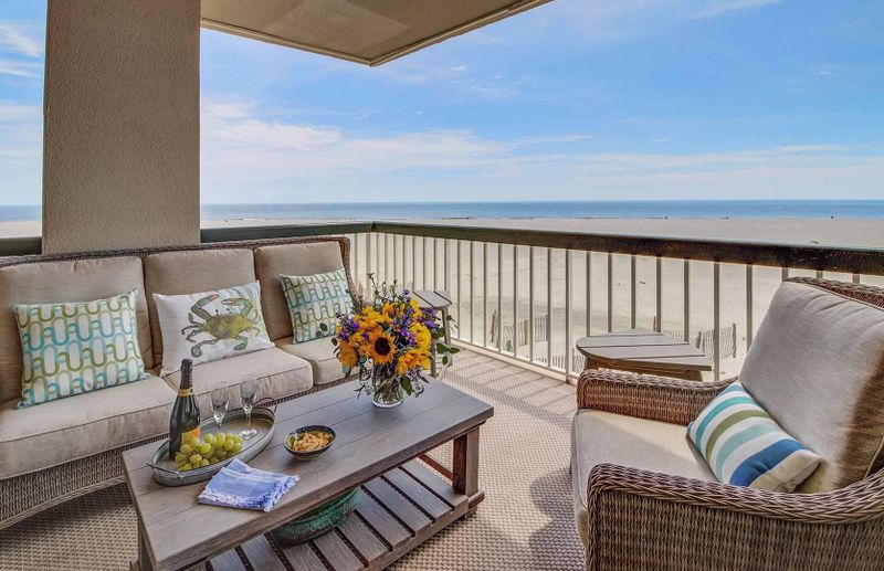 1102 Ocean Club Villa #1102, Isle Of Palms, SC 29451