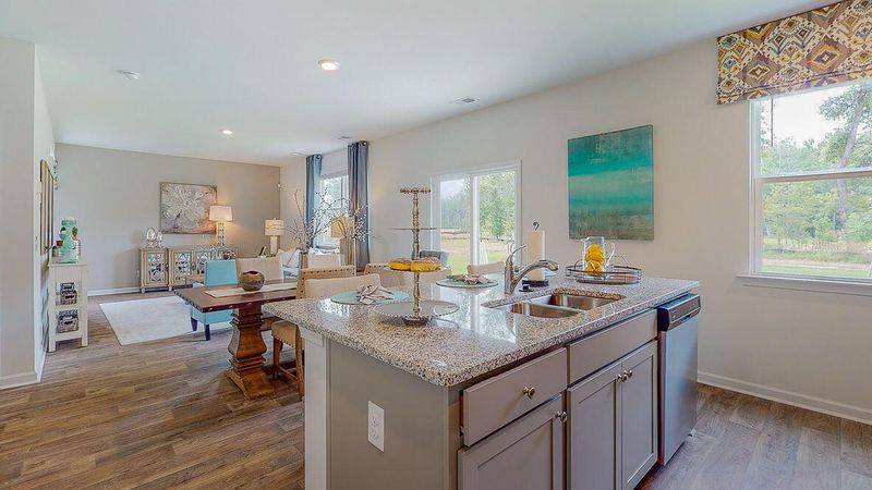105 Horizon Ridge Dr, Summerville, SC 29486