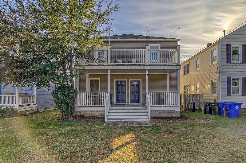 191 W Poplar St #A & B, Charleston, SC 29403