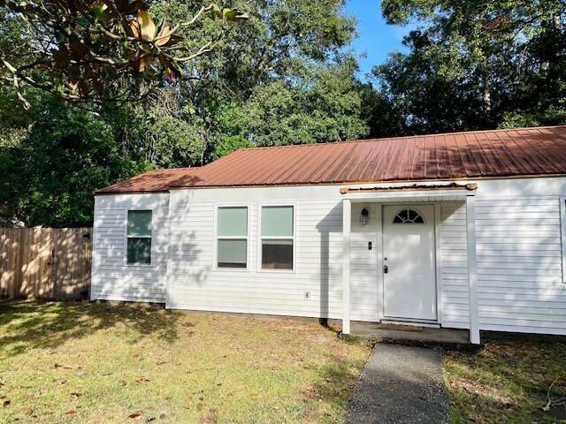5604 Read St, North Charleston, SC 29406