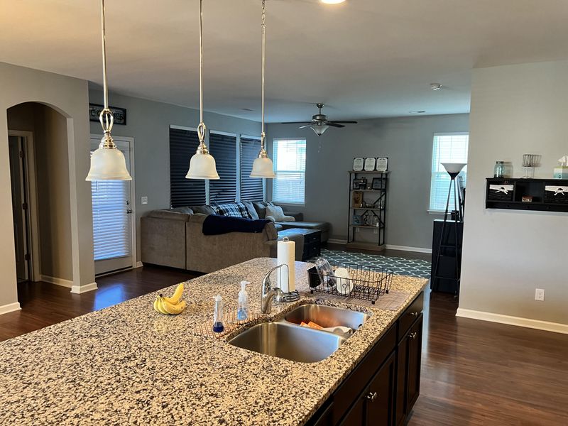 407 War Admiral Ln, Moncks Corner, SC 29461