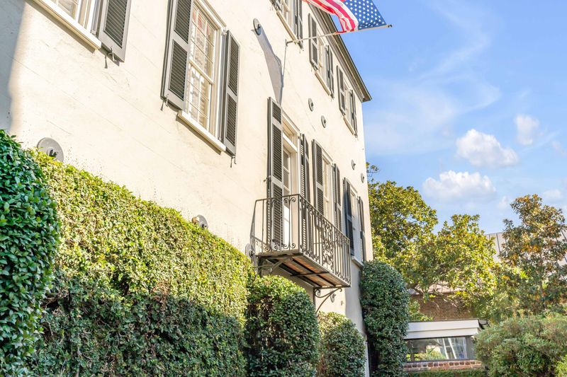 42 State St, Charleston, SC 29401