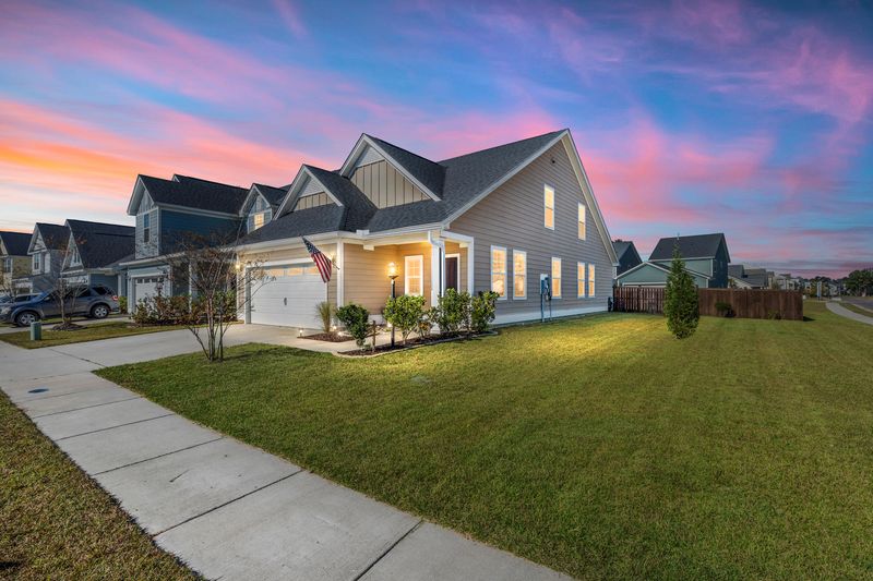 500 Alderly Dr, Moncks Corner, SC 29461