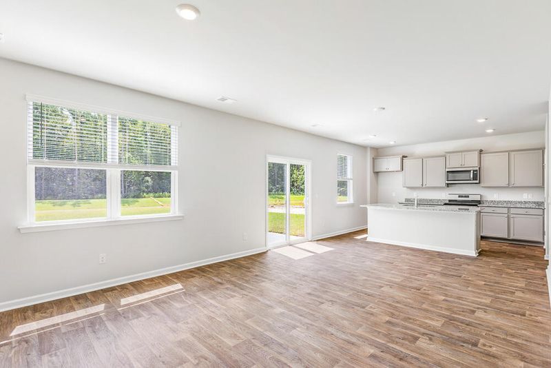 438 Lake Ridge Blvd, Summerville, SC 29486