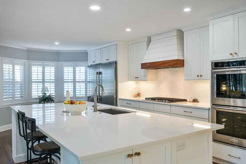 27 Farmfield Ave, Charleston, SC 29407