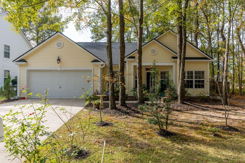130 Evesham Dr, Summerville, SC 29485