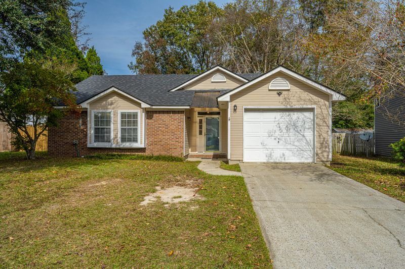 108 Persimmon Cir, Goose Creek, SC 29445