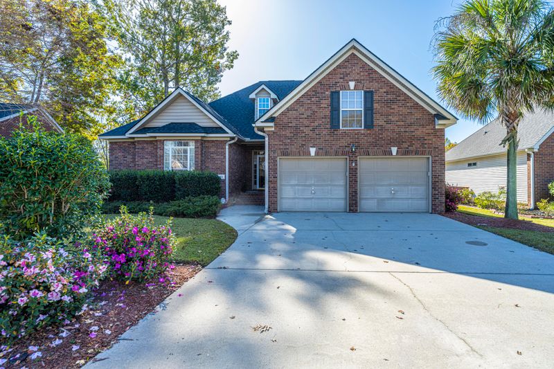 111 Chedburg Dr, Goose Creek, SC 29445