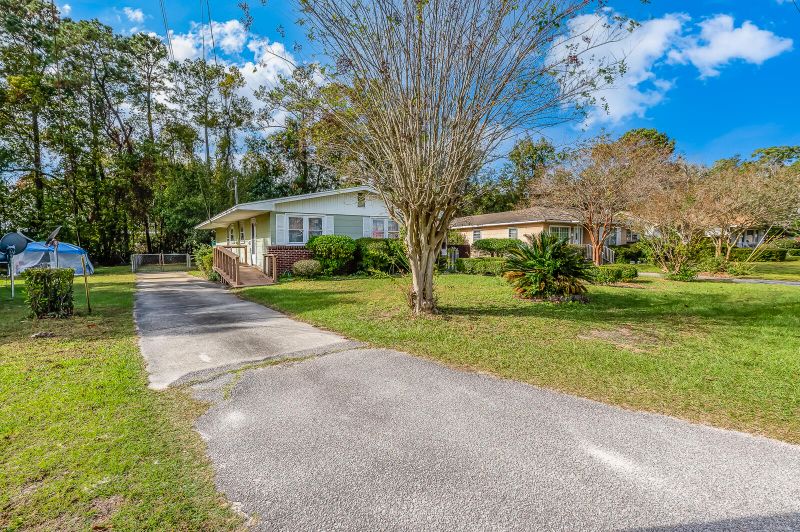 2712 Leola St, North Charleston, SC 29405