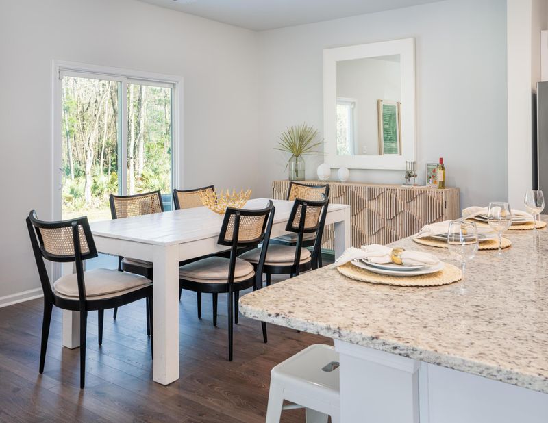 504 Yellow Leaf Ln, Summerville, SC 29486