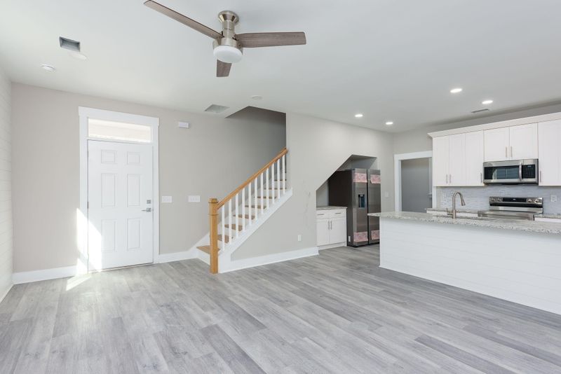1649 Sumner Ave, North Charleston, SC 29406