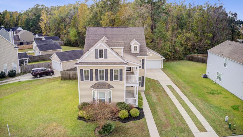 221 Old Savannah Dr, Goose Creek, SC 29445
